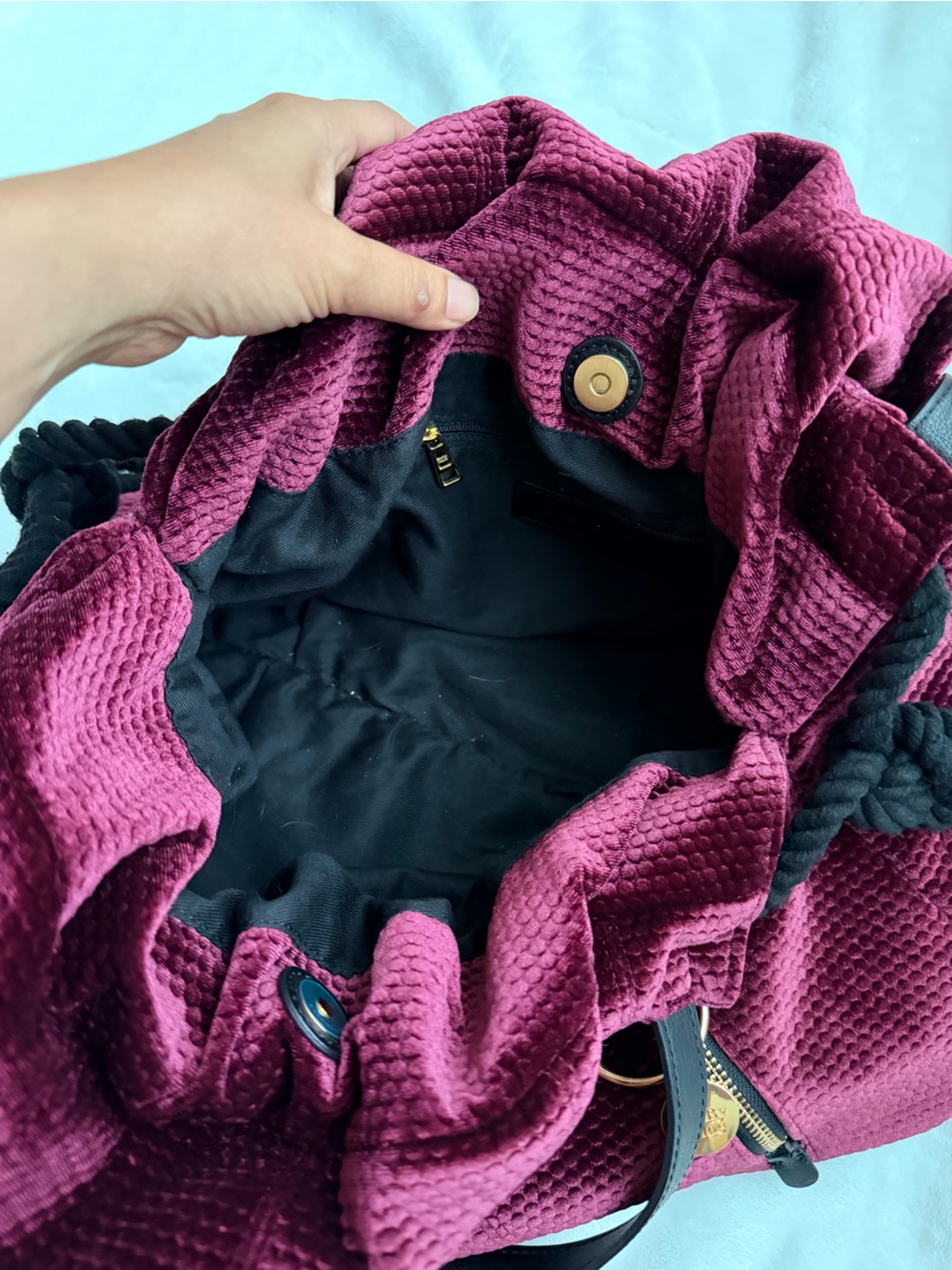 See By Chloe Burgundy Velvet Drawstring shoulder Bag - Picture 6 of 9